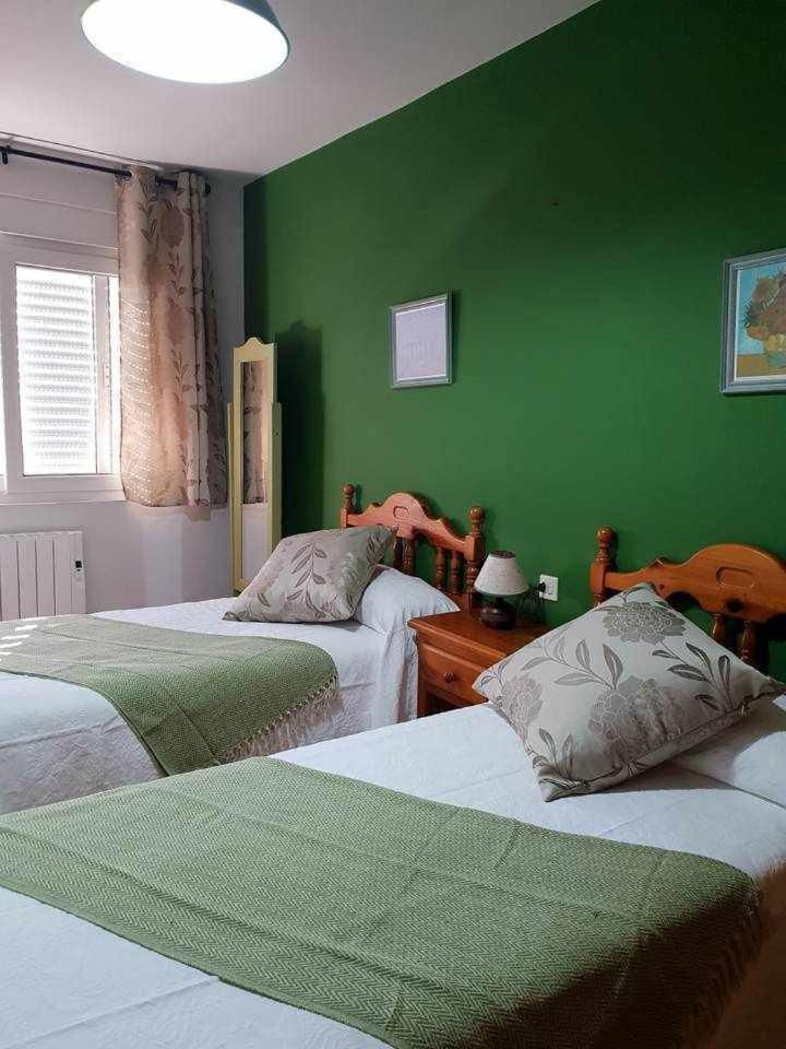 Muxía Apartamento enfrente al puerto 4 personas Exterior foto